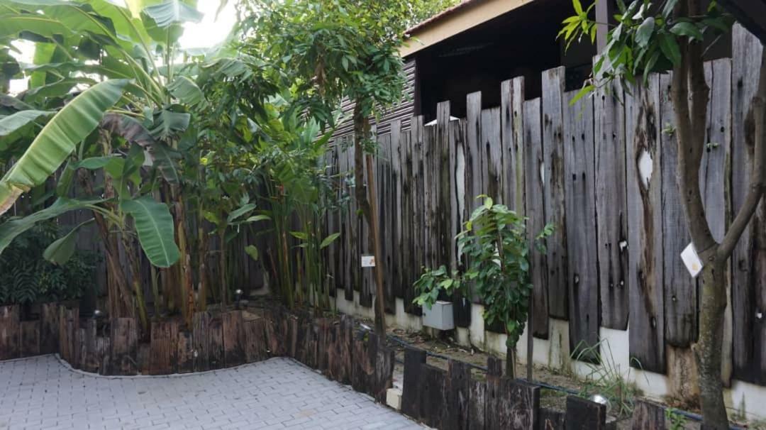 Kinta Bali Villa Ипох Экстерьер фото